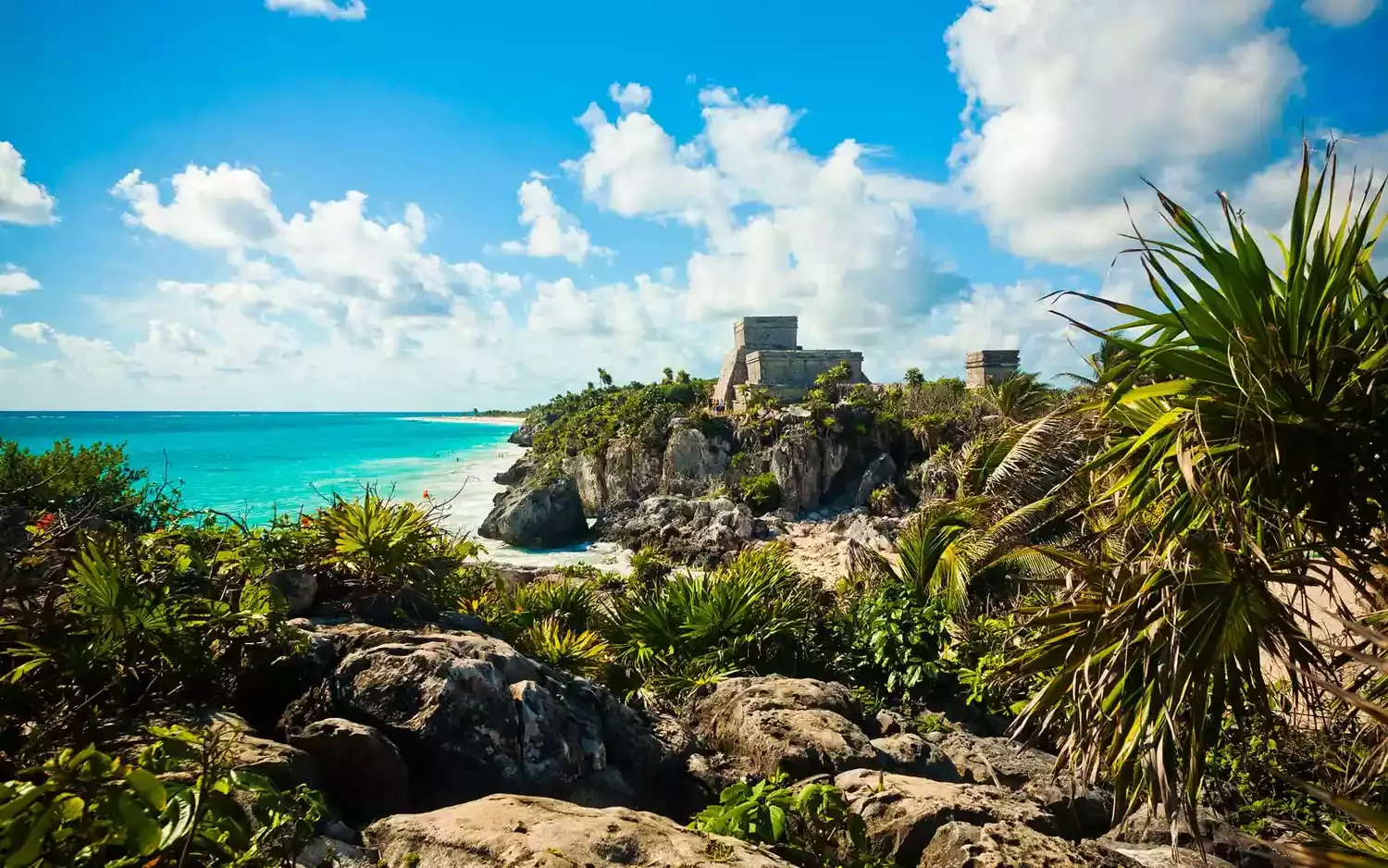 12 Summer Destinations That Are Perfect for Couples
