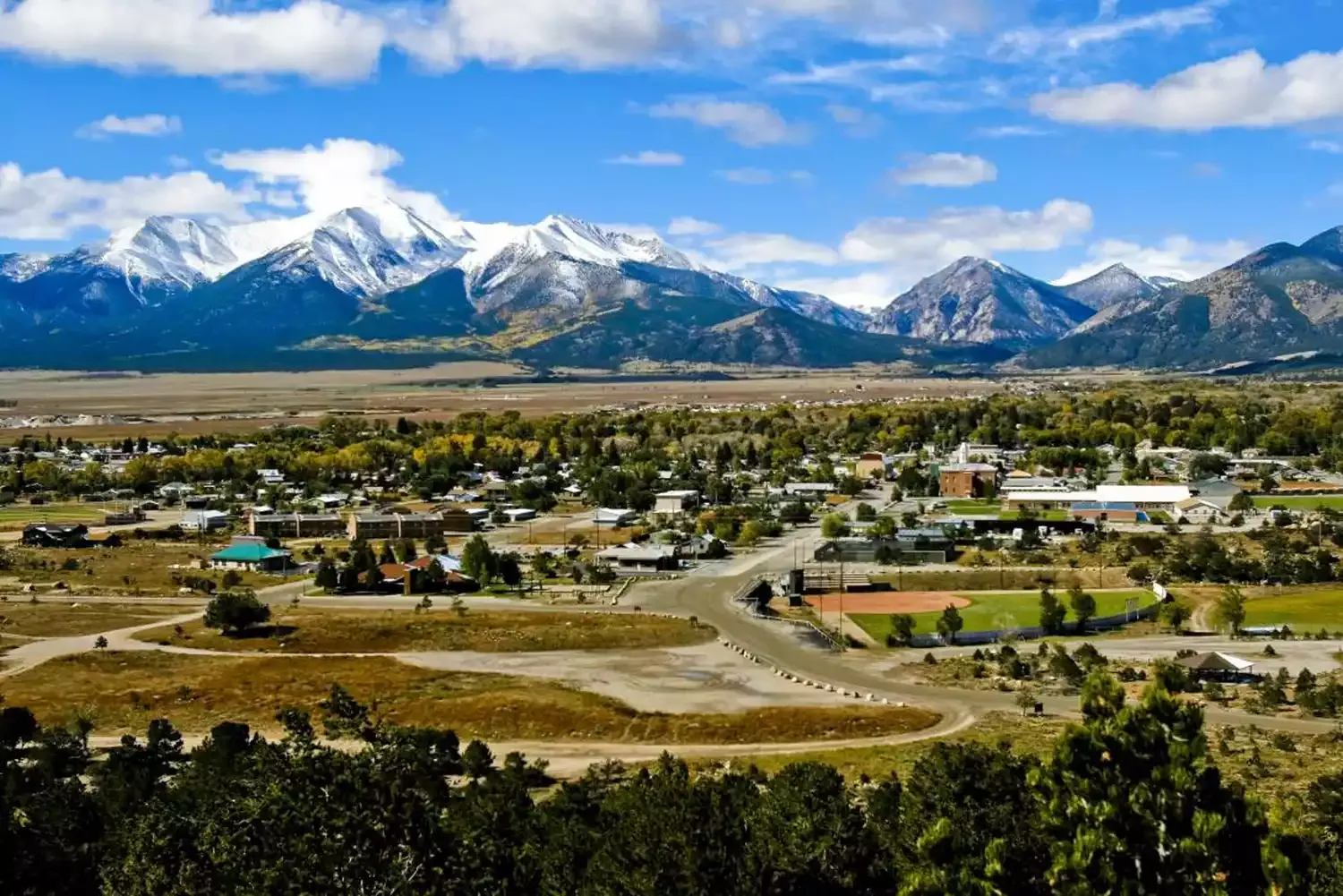 This Small Colorado Town Is Big on Outdoor Adventure — With Hot Springs, River Rafting, and Mountain Views