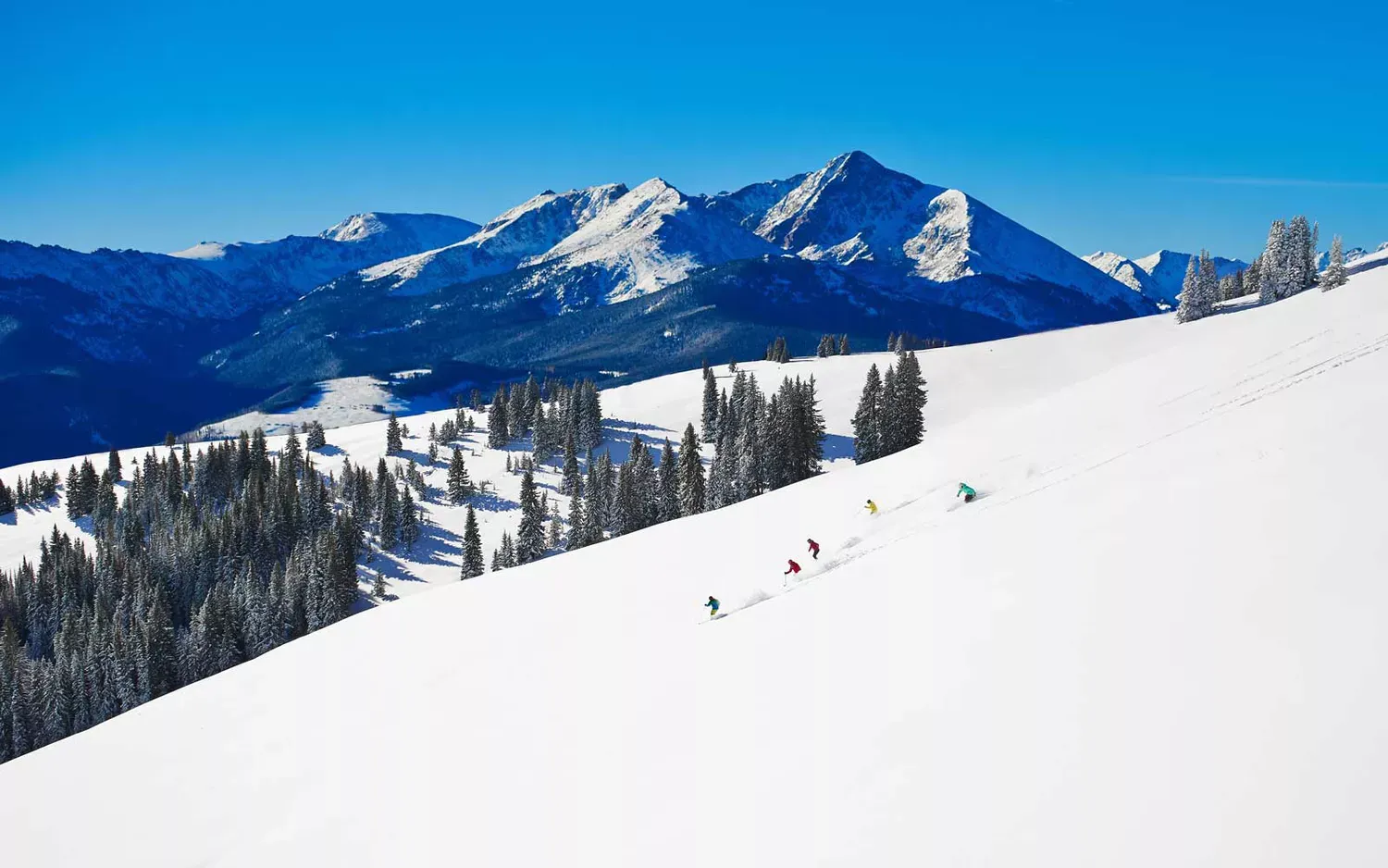 8 of the Best Colorado Ski Resorts for Thrilling Terrain and Stunning Scenery