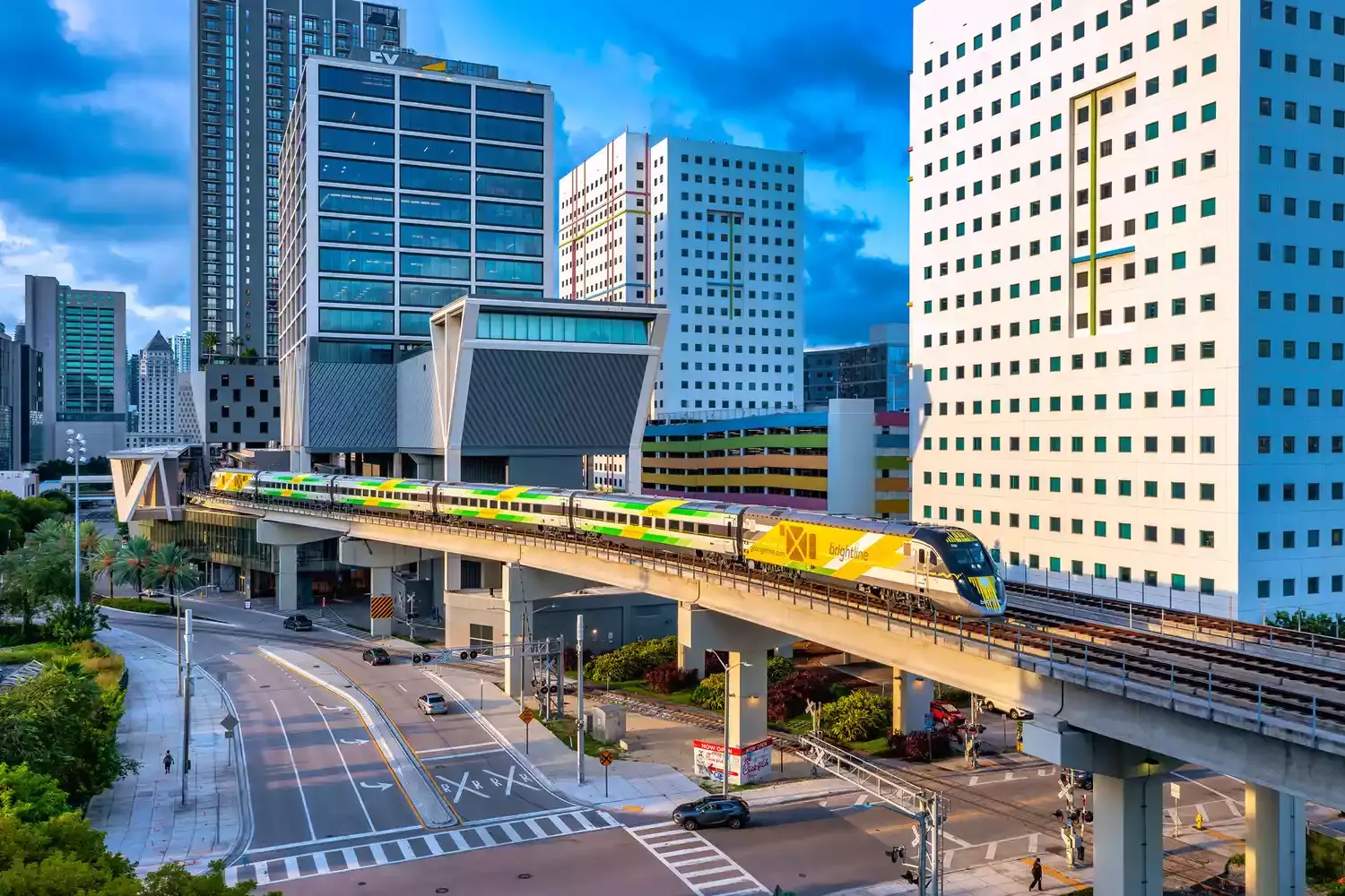 This High-speed Train Connects Miami and West Palm Beach for the Perfect Florida Vacation
