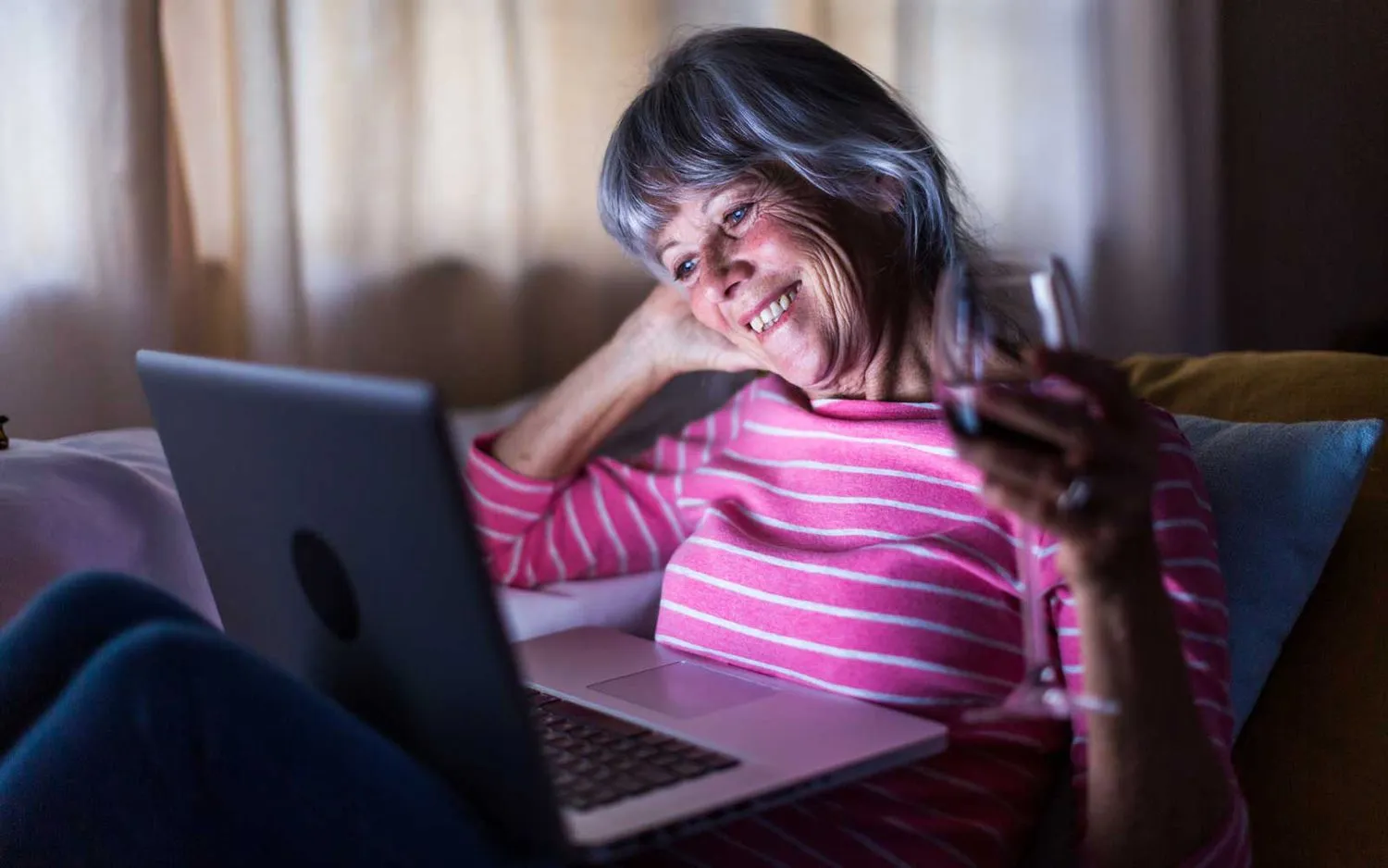 Long-distance Relationship Quotes That Will Make You Feel Close, Even When You're Far Apart