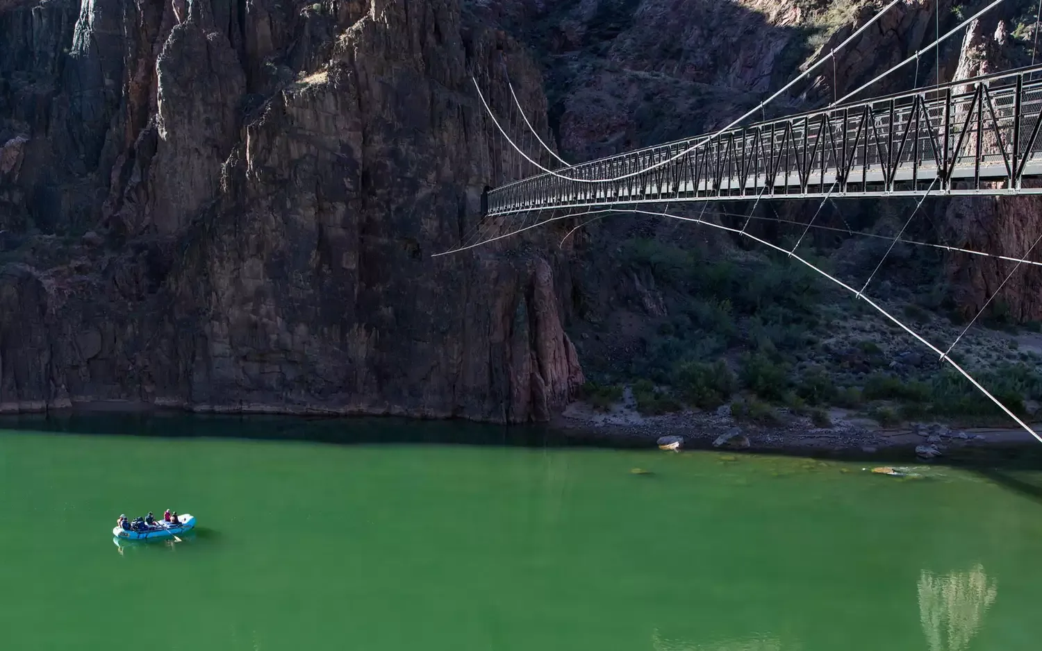 A Complete Guide to Grand Canyon Hiking: The Best Tours, Trails, and Tips
