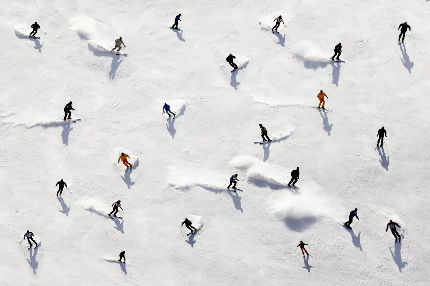 10 Mistakes to Avoid on Your First Ski Trip, According to Experts