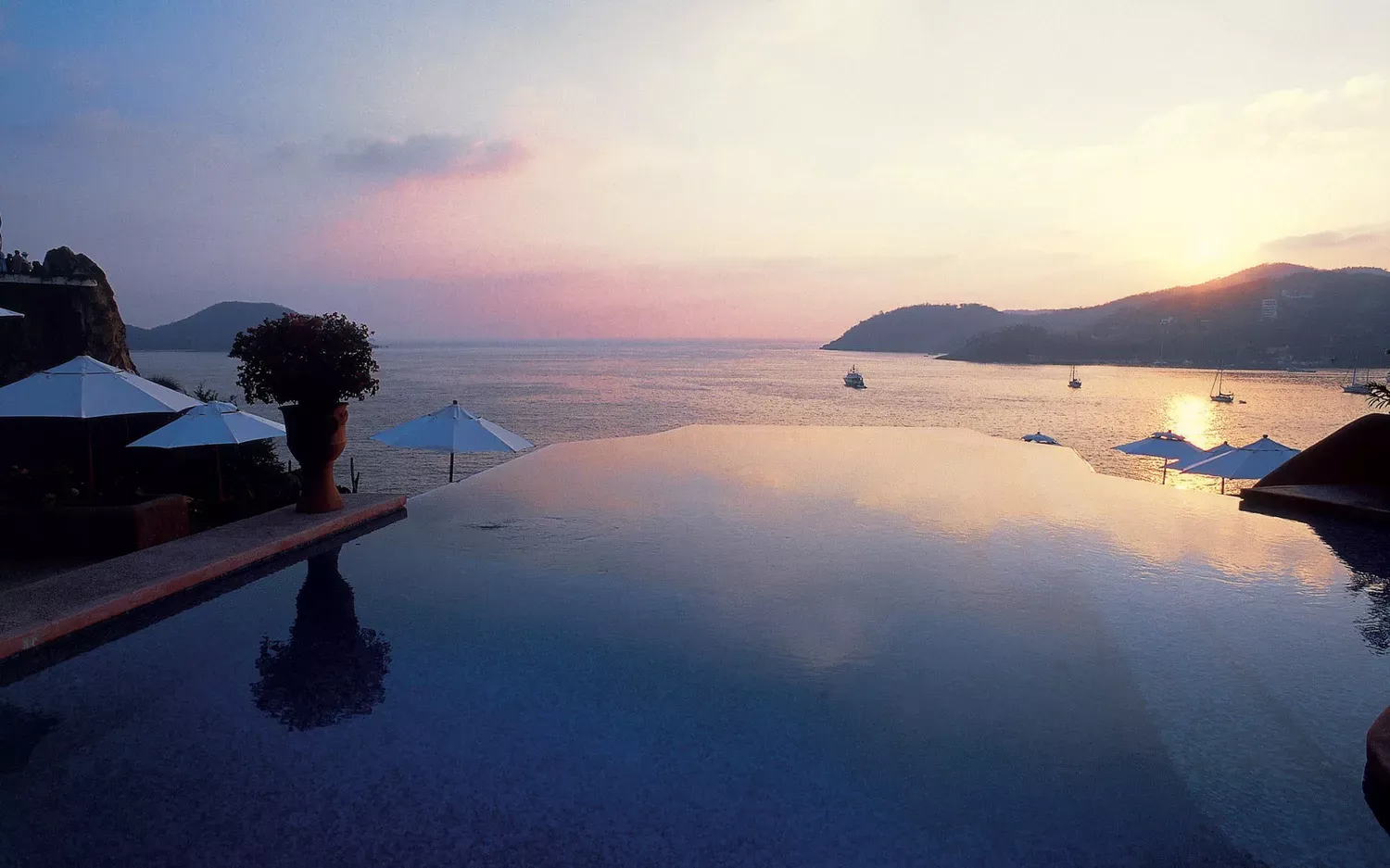 The World's Favorite Romantic Hotel According to Our Readers' in 2016