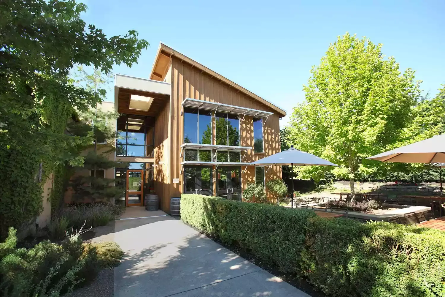 The Next Big Sparkling Wine Destination Isn't Where You'd Expect