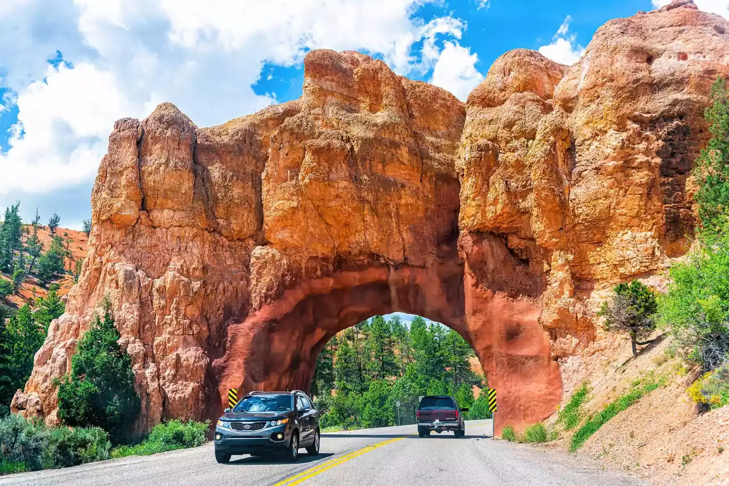 10 Mistakes to Avoid on a Road Trip, According to Experts