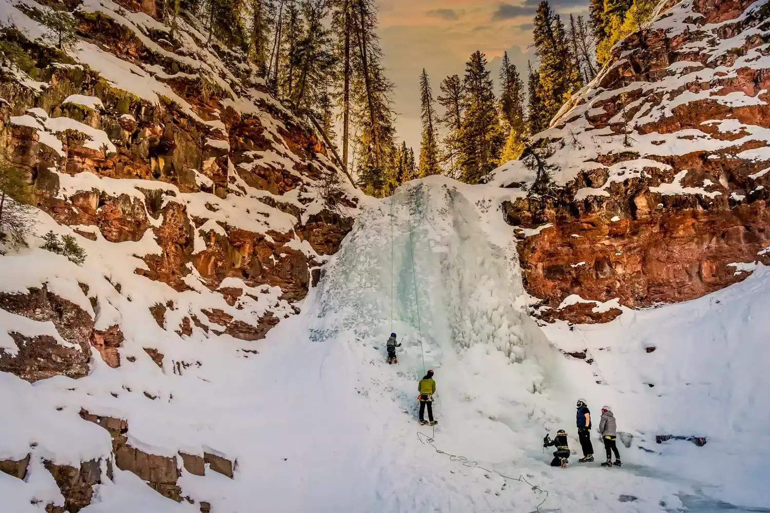 This Luxury All-inclusive Hot Springs Resort in Colorado Is One of the Best Winter Getaways I've Ever Taken