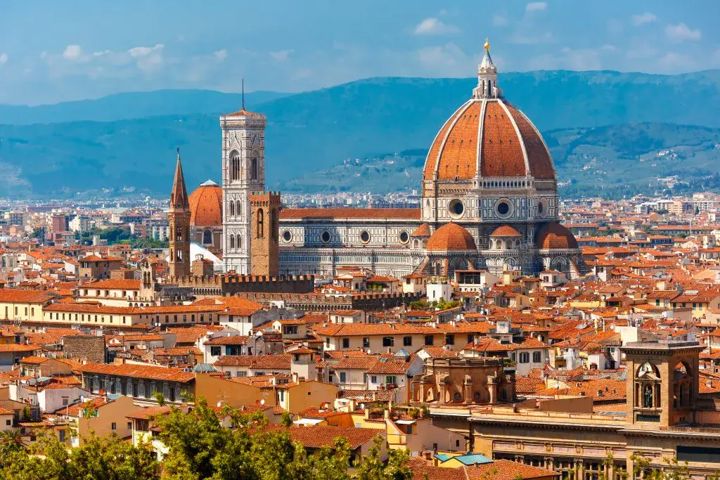 I’ve Lived in Italy 15+ Years — Here Are 10 Unspoken Rules to Follow When You Visit