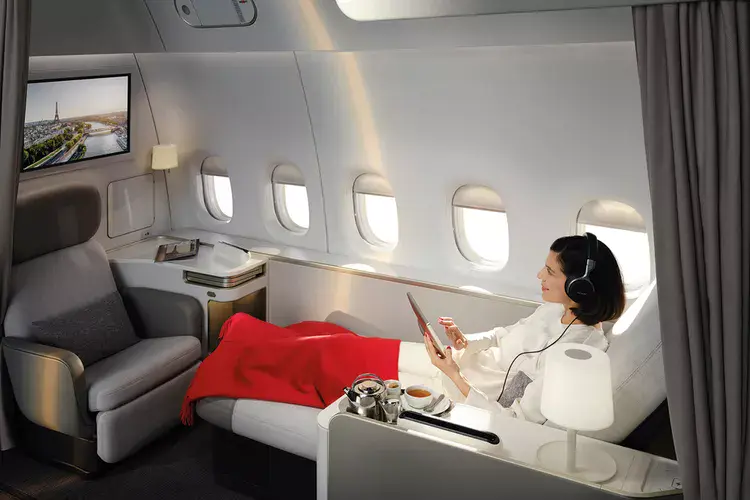 Air France Unveils a New First-class Cabin—and Fliers Are Buying Out the Whole Suite for a Private-jet Experience