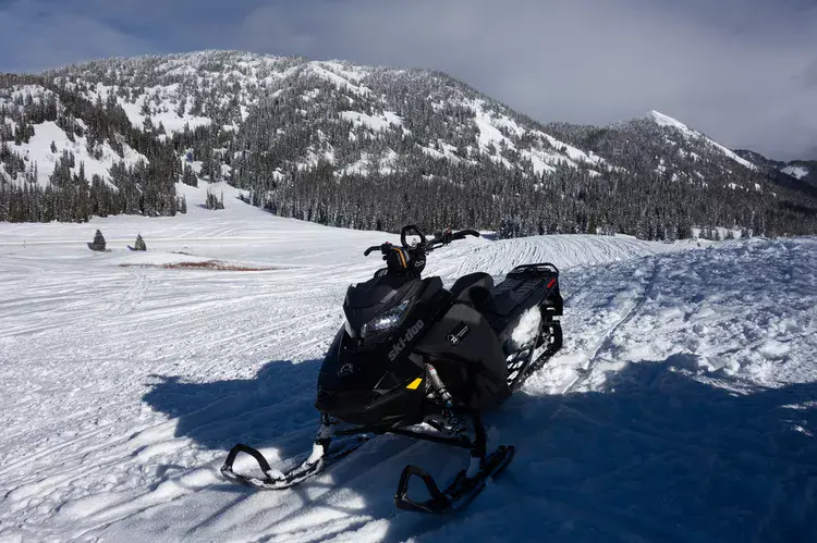 I Hate Skiing—Here’s How I Spent a Winter Weekend in Jackson Hole, Wyoming