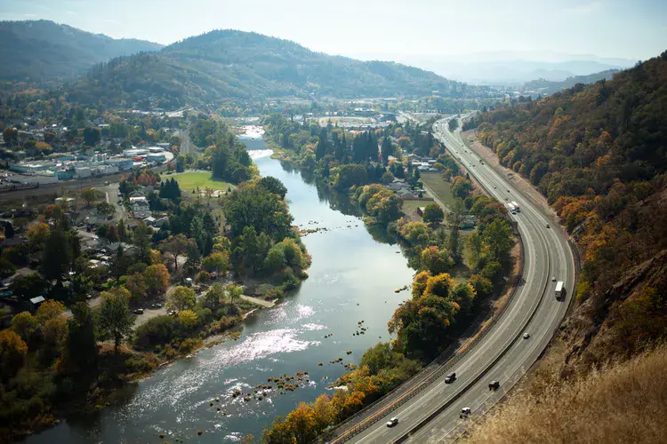 10 Best Places to Live in Oregon, According to Real Estate Experts