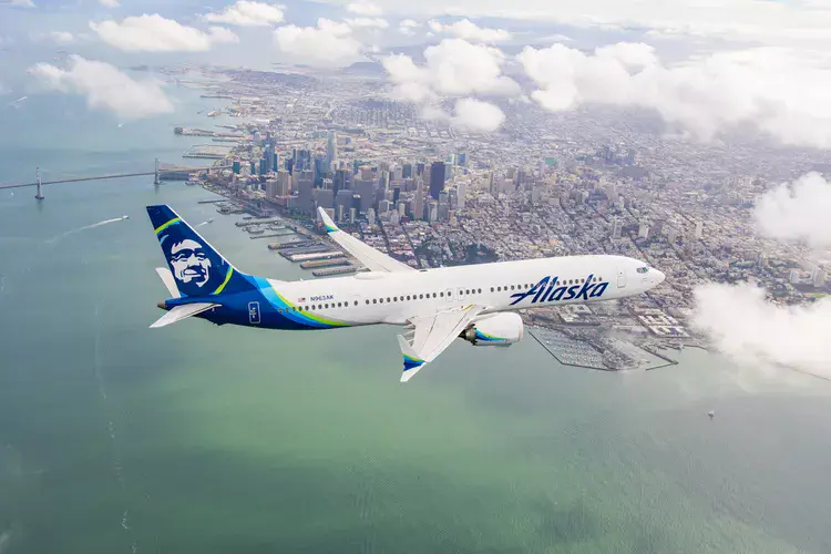 This Airline Just Made It Easier to Earn Status—and It's Already Rated the No. 1 Domestic Airline Loyalty Program