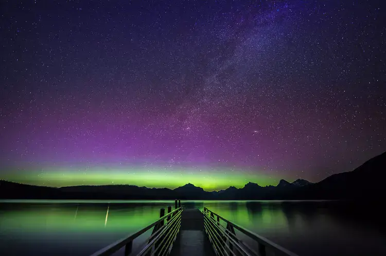 A Super Rare Display of Northern Lights Is Happening Tonight In 18 States—Here's How to See Them