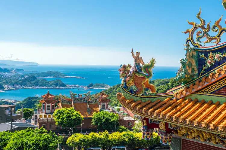 This Country Is the Happiest Place in East Asia—and It Has Incredible Street Food, Beautiful National Parks, and Bubbling Hot Springs